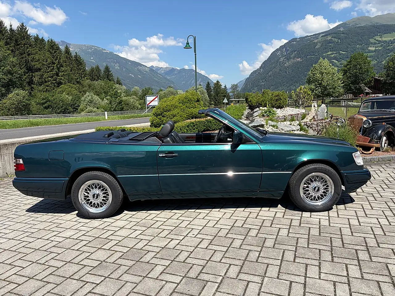 Mercedes-Benz E 200 Cabriolet W124 A124 / Turmalingrün-Metallic / V..., foto 7