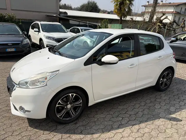Peugeot 208 1.2 VTI 82CV Allure*EURO5*NEOPATENTATI