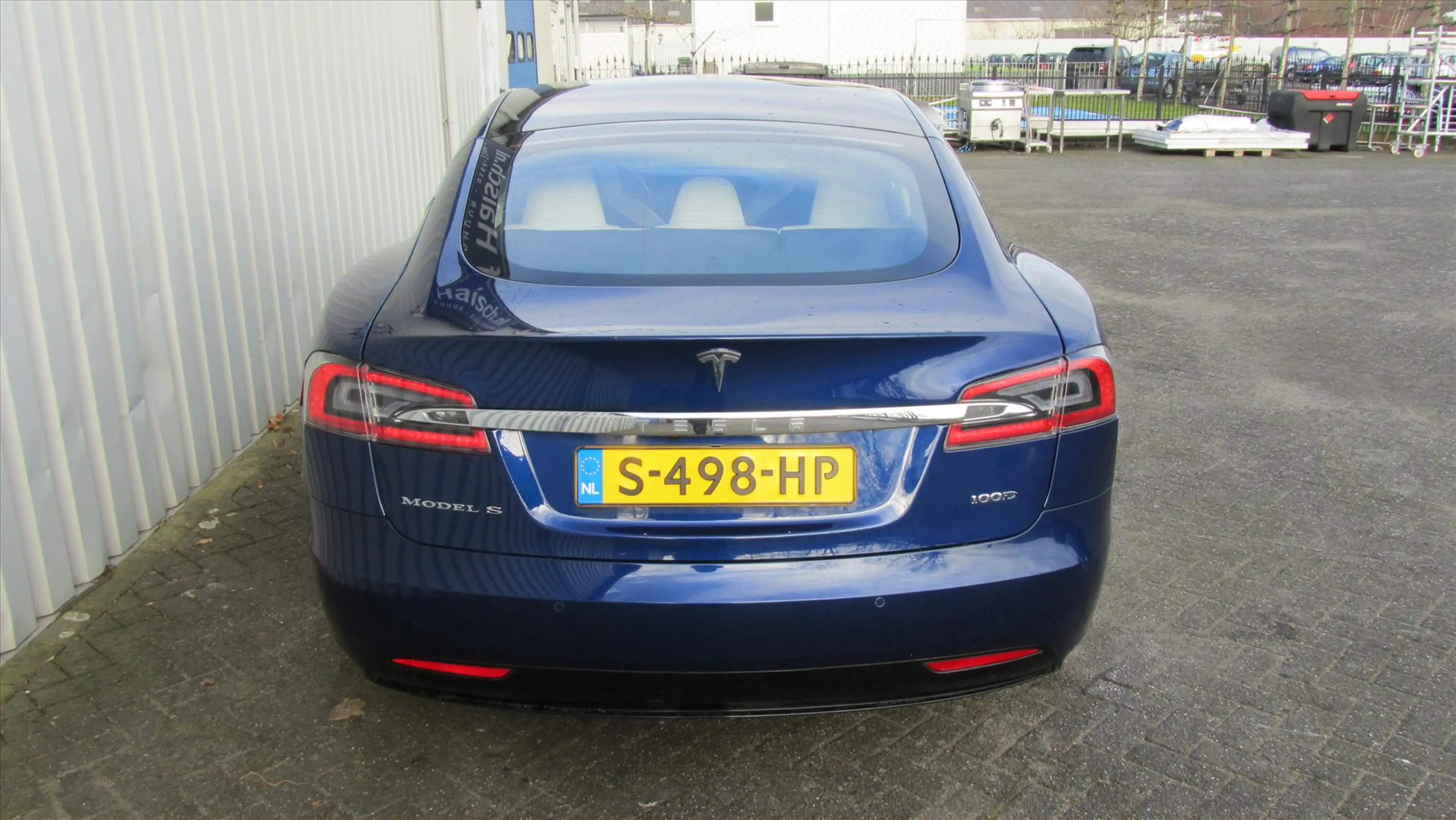 Tesla Model S 100 D Long Range 4WD — photo 6