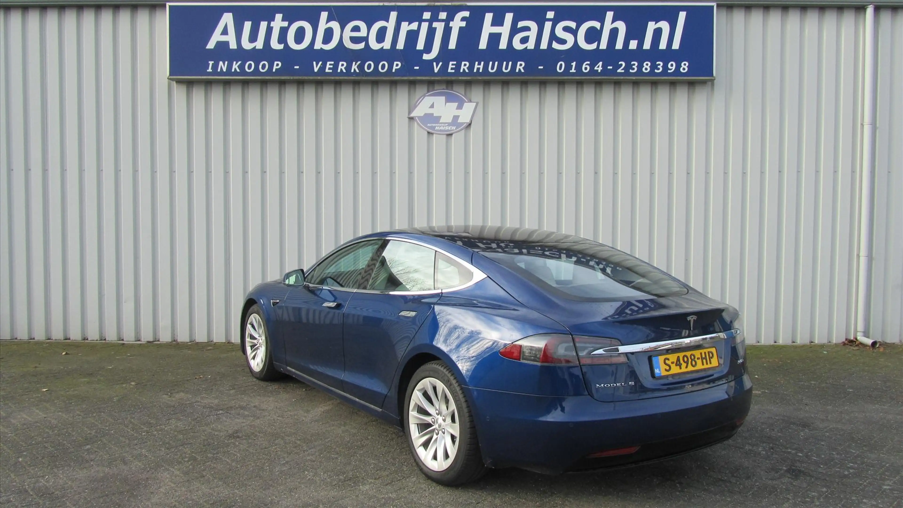 Tesla Model S 100 D Long Range 4WD — photo 3