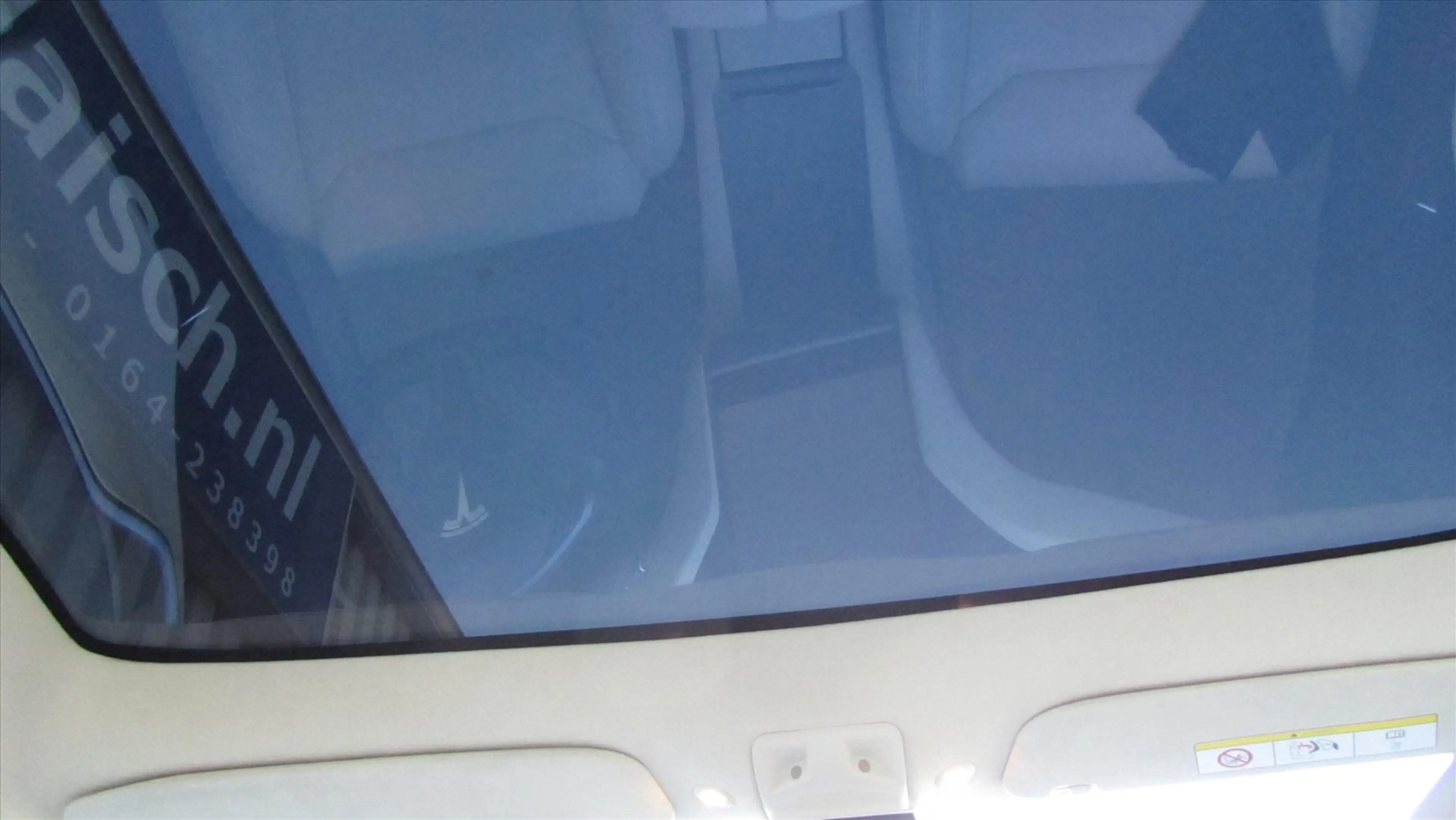 Tesla Model S 100 D Long Range 4WD — photo 12