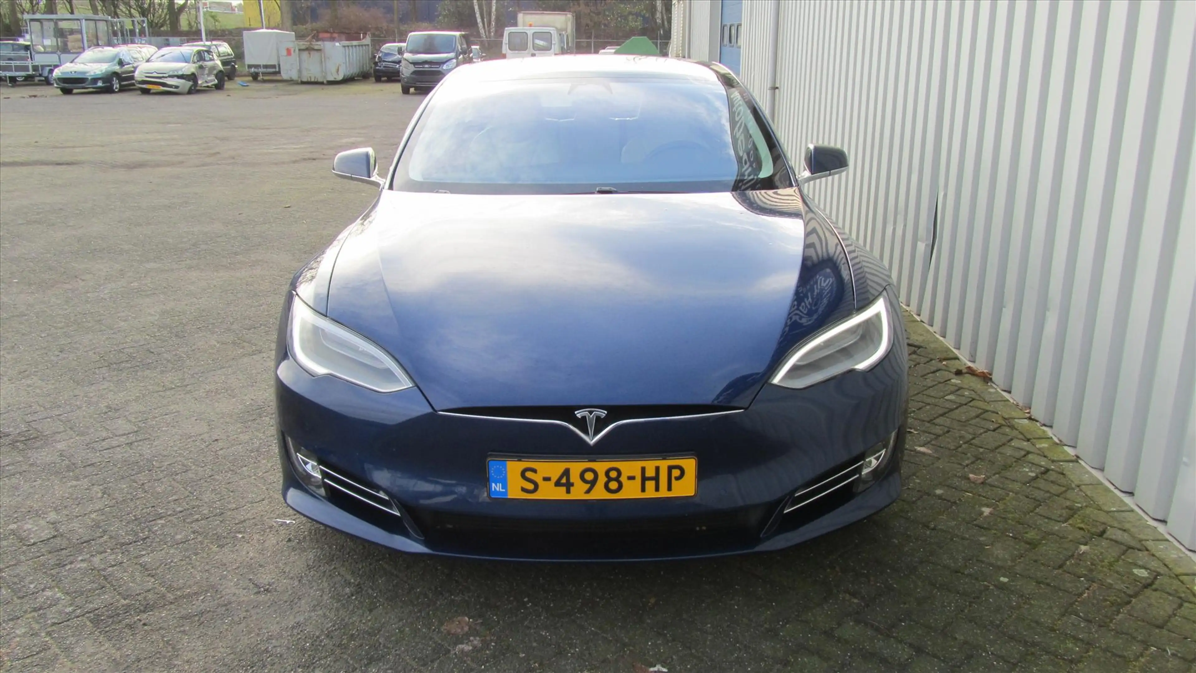 Tesla Model S 100 D Long Range 4WD — photo 7