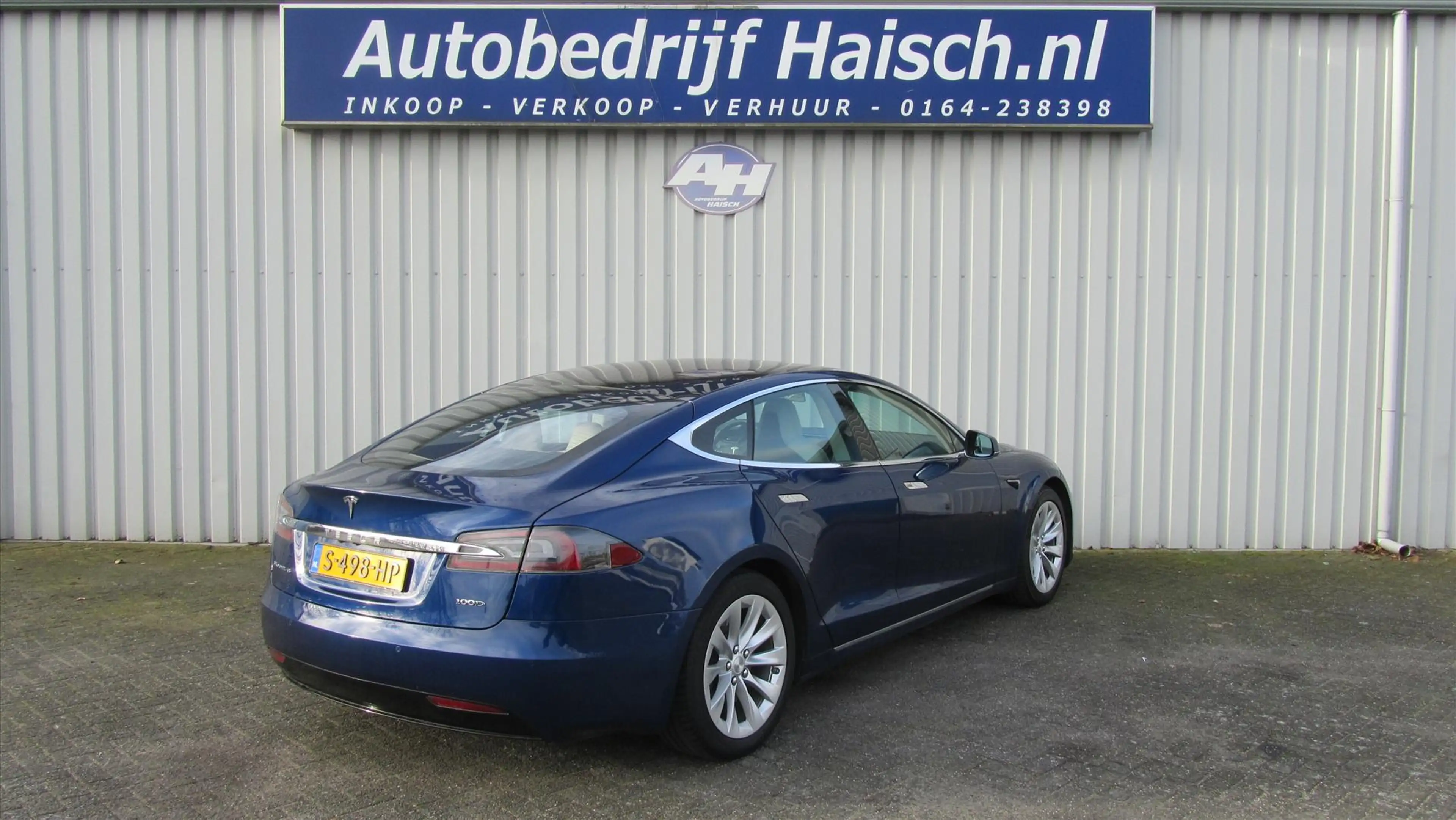 Tesla Model S 100 D Long Range 4WD — photo 4