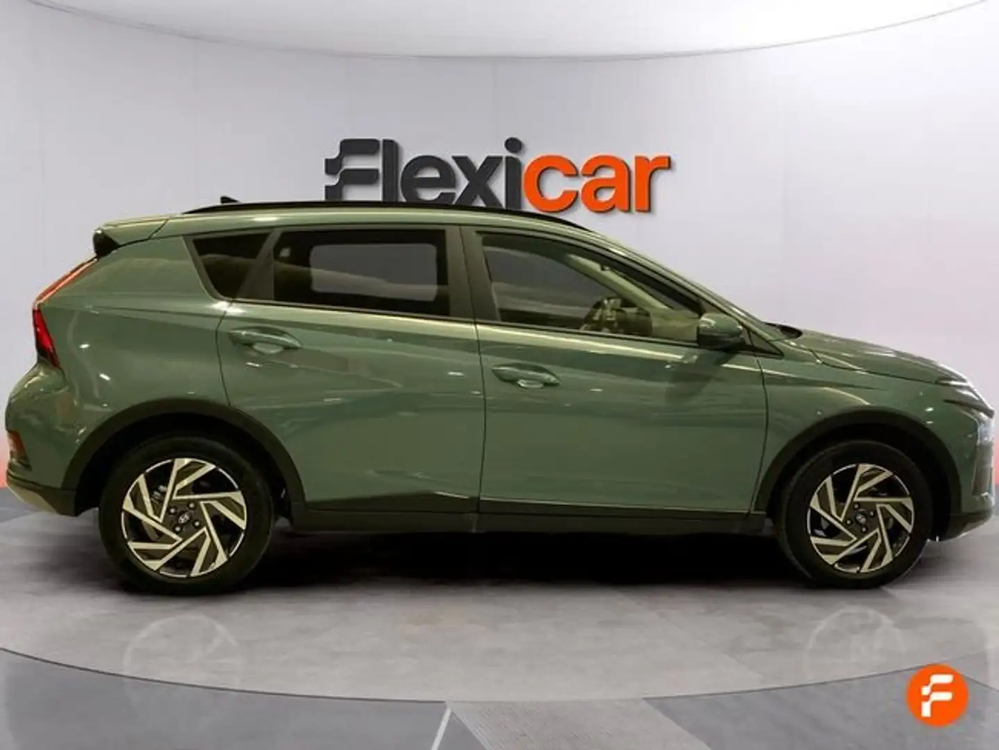 Hyundai BAYON 1.2 MPI Maxx Verde - 2