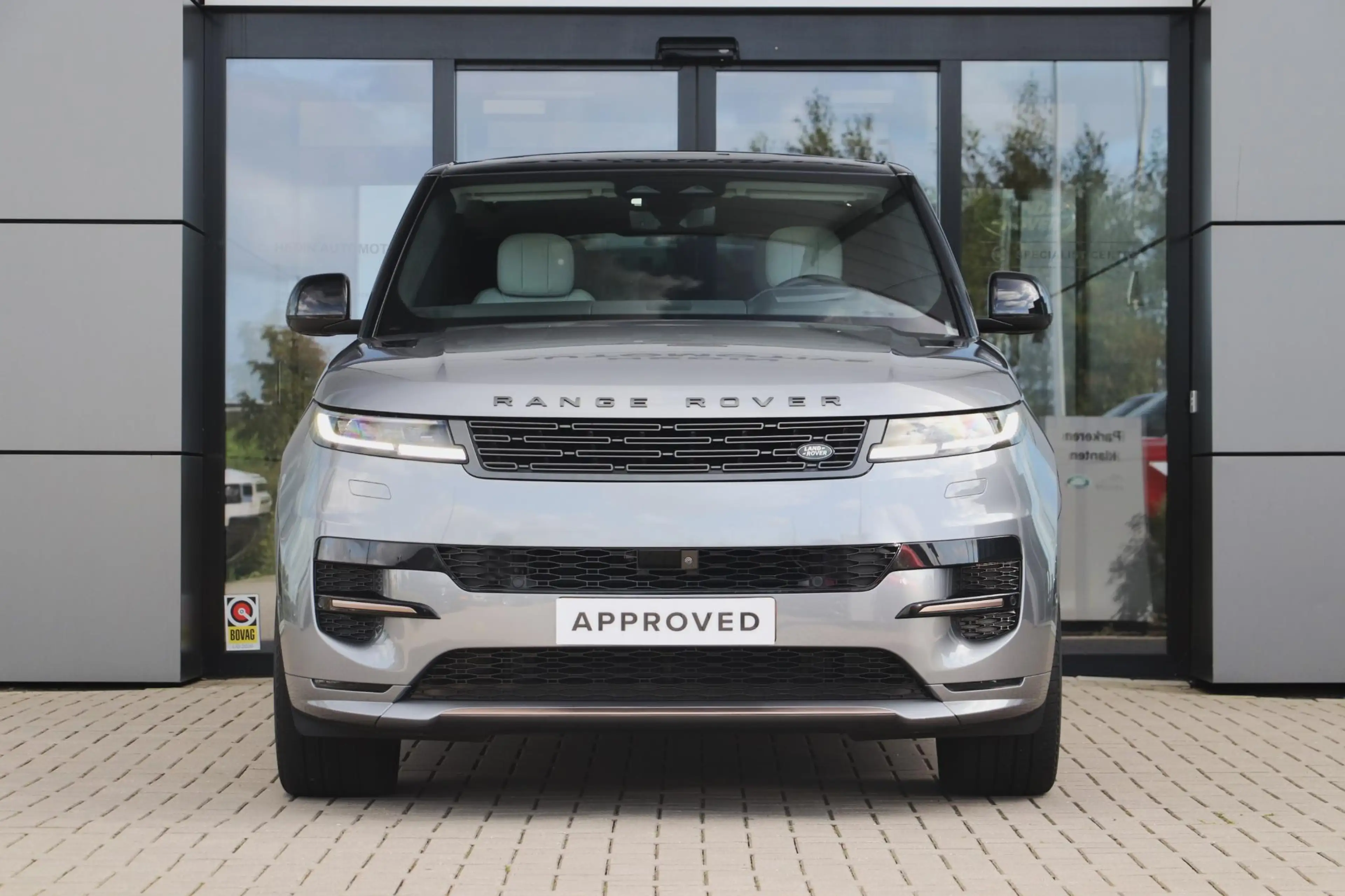 Land Rover Range Rover Sport P510e First Edition — photo 6