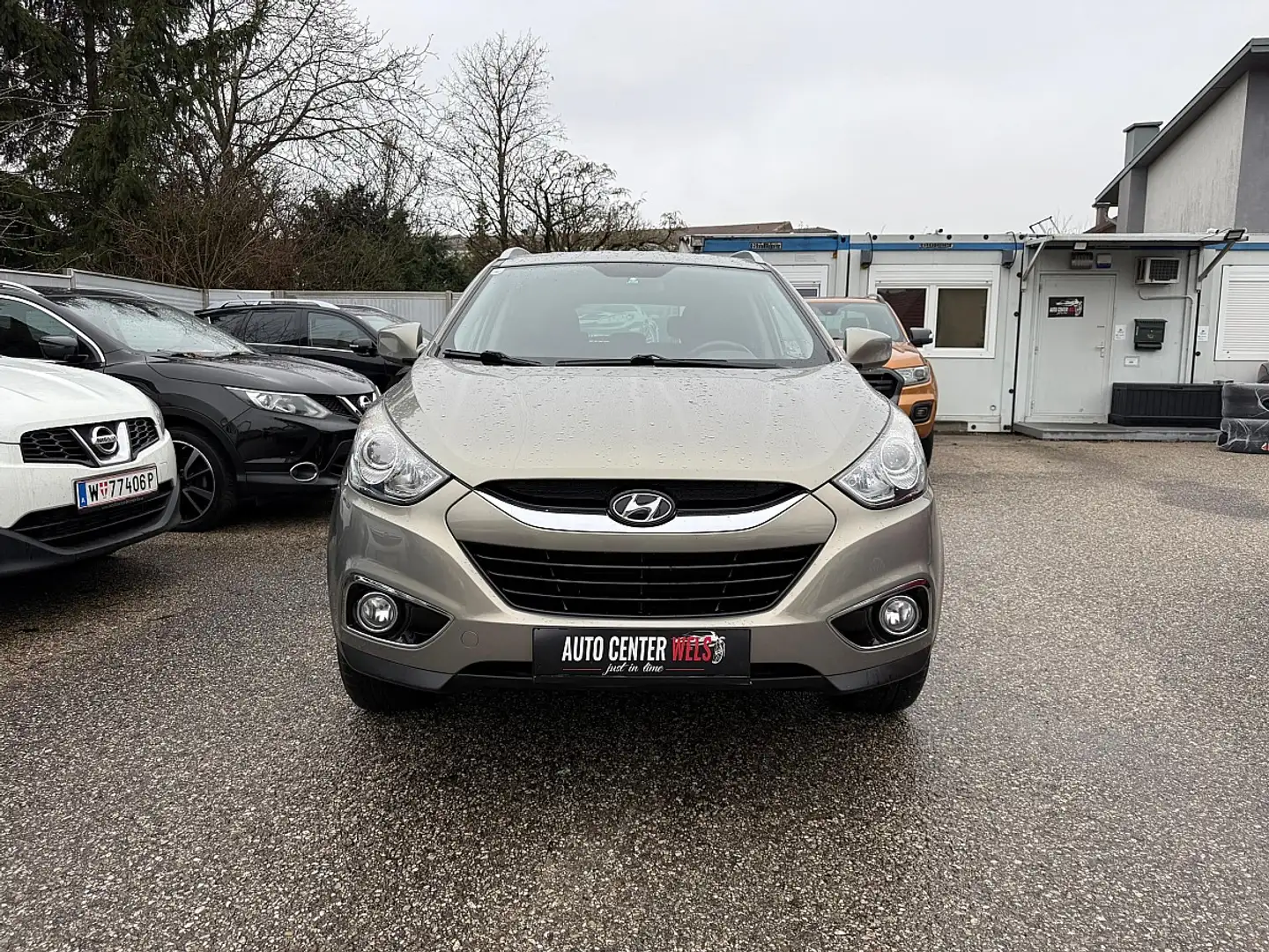 Hyundai iX35 2,0 CVVT Spirit 4WD       1. Besitz  Nur 80 000Km Grau - 2