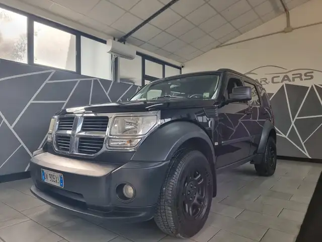 Dodge Nitro Nitro 2.8 L4 crd 16v SXT 4wd dpf