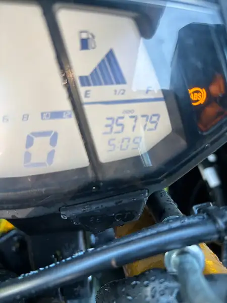 Yamaha YZF-R125 - foto 5