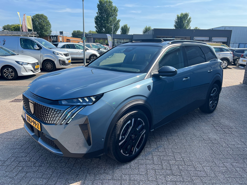 Peugeot 5008 1.6 Plug-in Hybrid 195 GT 7p | Panoramadak | Navig — photo 5