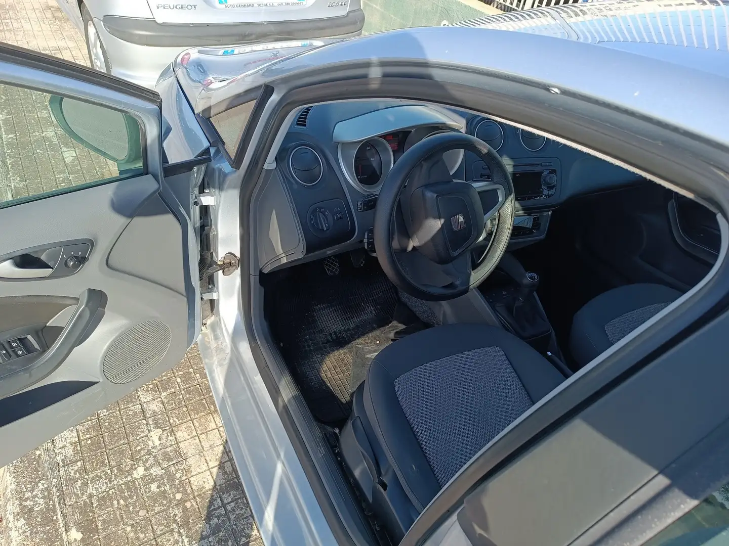 SEAT Ibiza 5p 1.6 tdi cr Sport 105cv Grigio - 2