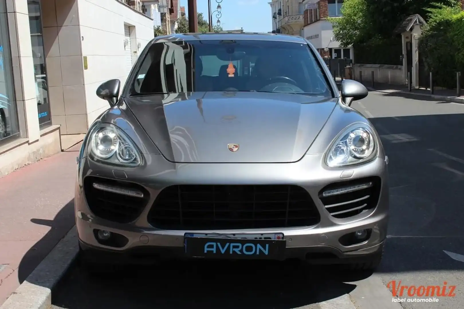 Porsche Cayenne 4.8 TURBO 500 Tiptronic Gris - 2