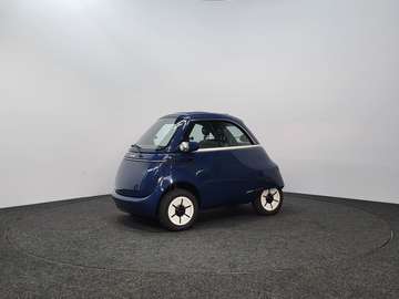 10.5 kw/h~Pioneer 551/999~Led~OpenDak~90km/u~Nieuw