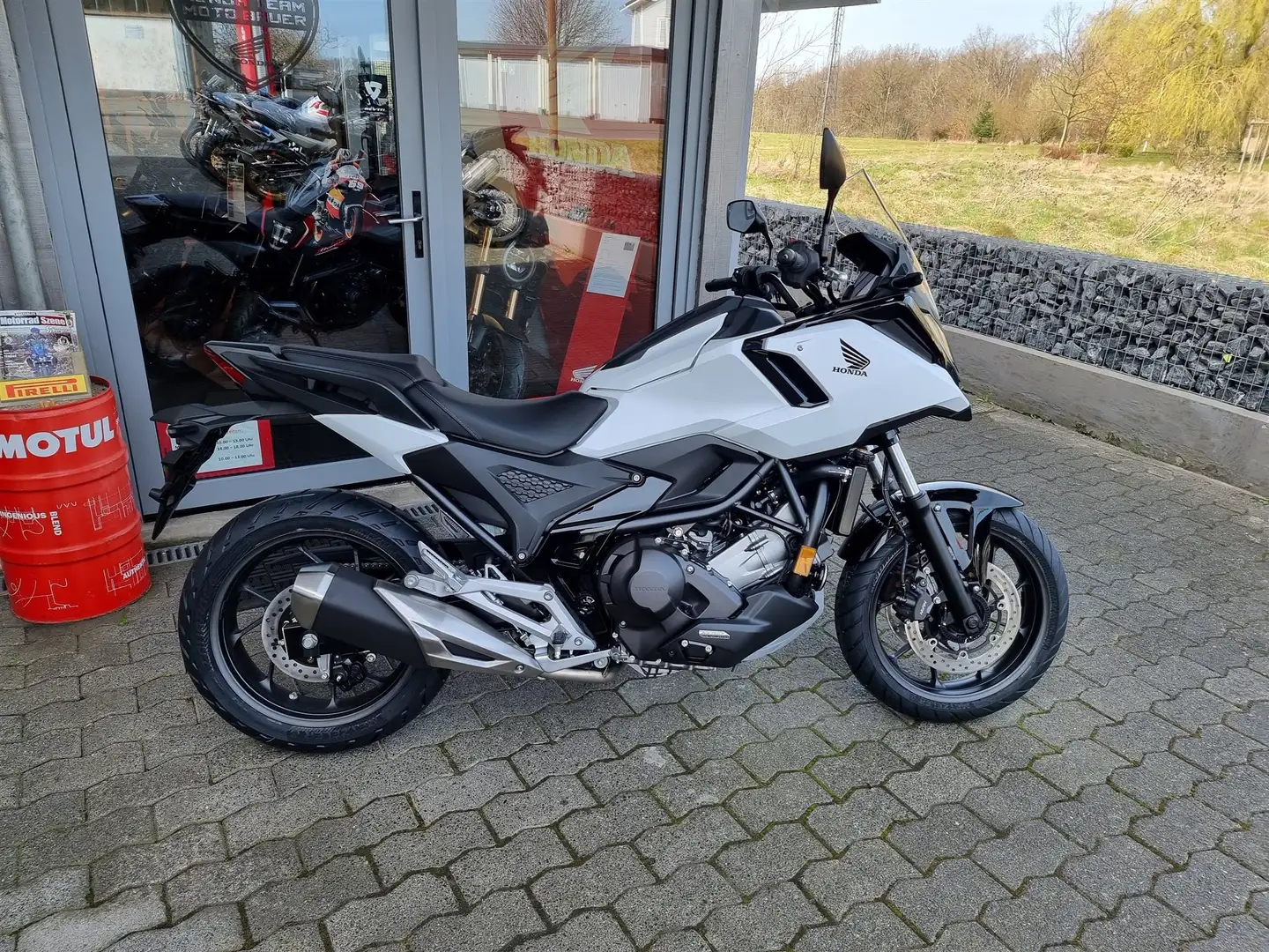 Honda NC 750 Neufahrzeug auf Lager Blanco - 2