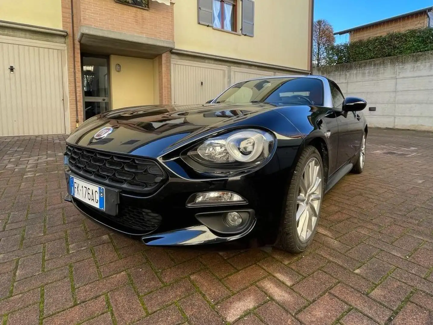 Fiat 124 Spider 124 Spider 1.4 m-air Lusso Nero - 1