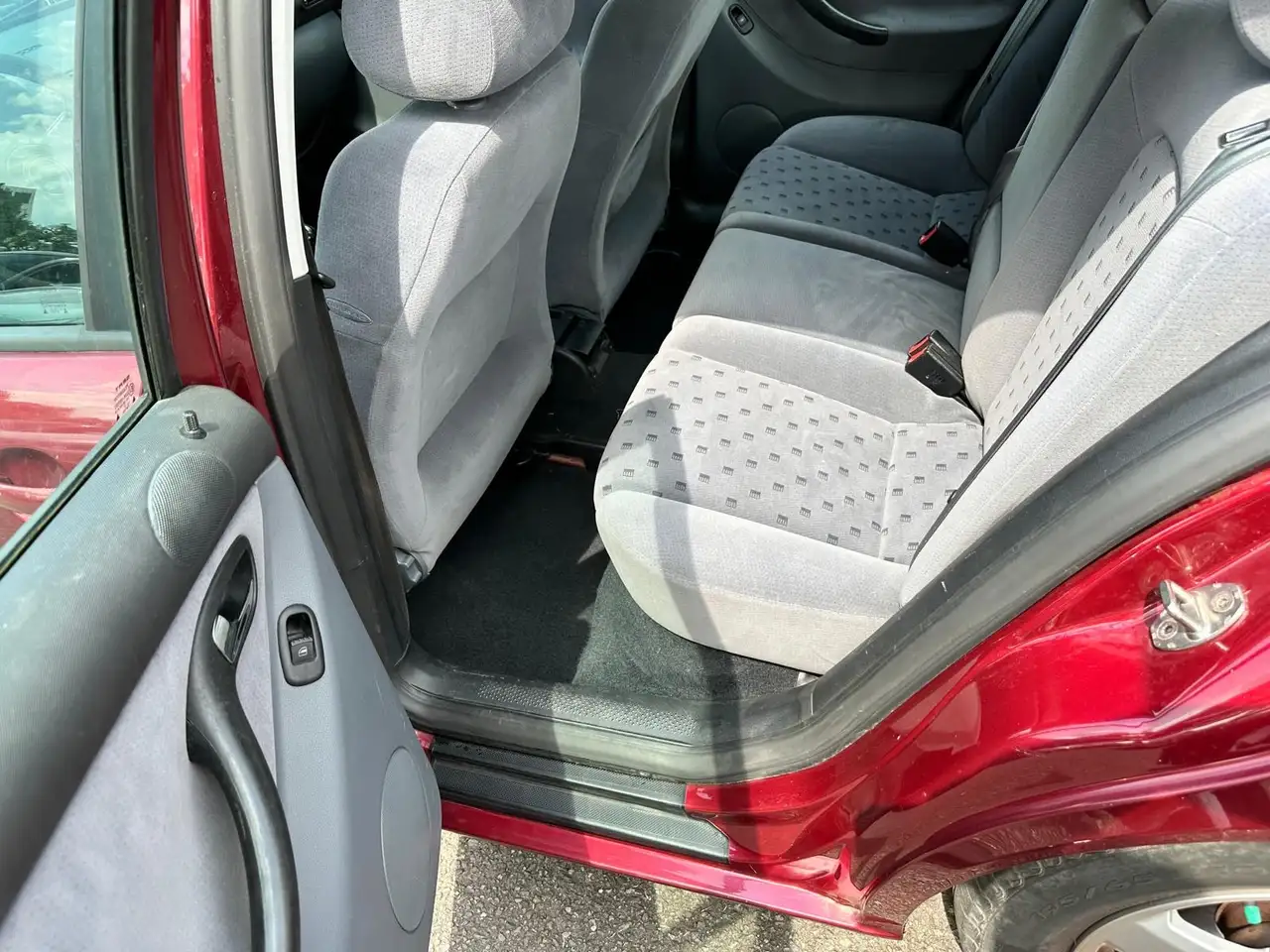 SEAT Toledo 1.6 (Signum) Signo, foto 10