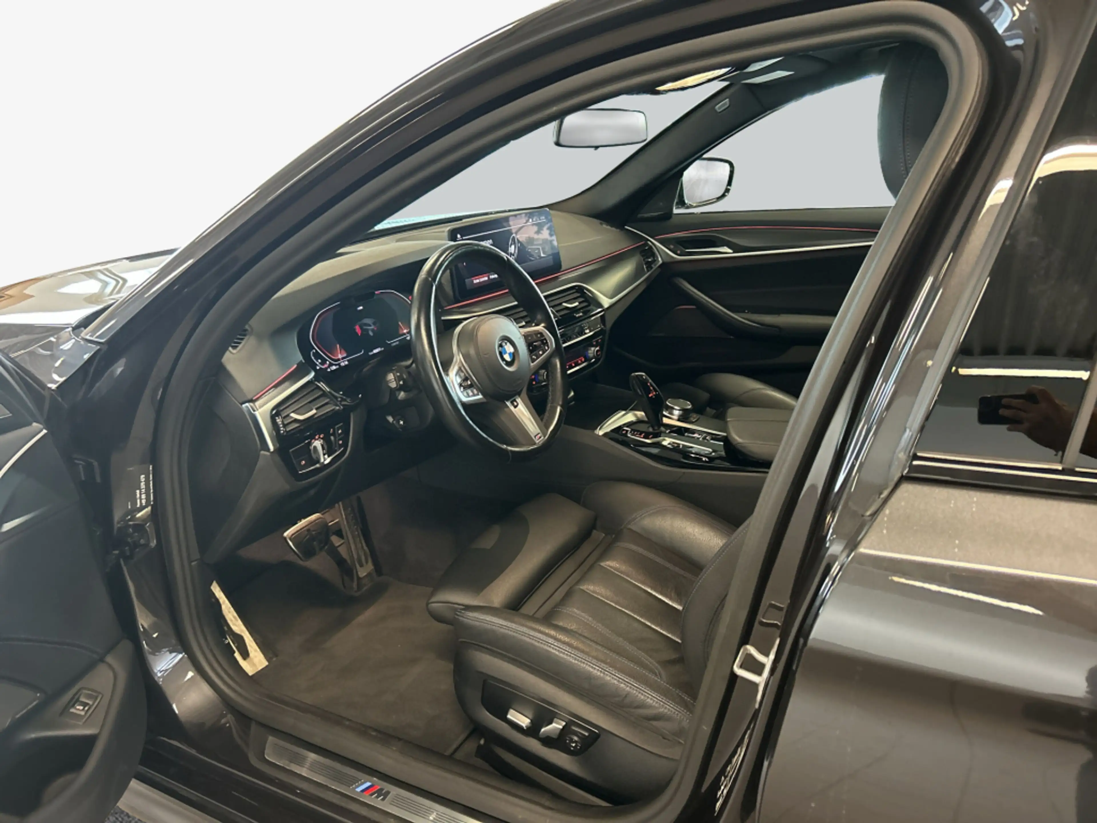 BMW 540 i xDrive Touring Aut. Head-Up* Harman/Kardon* — photo 10