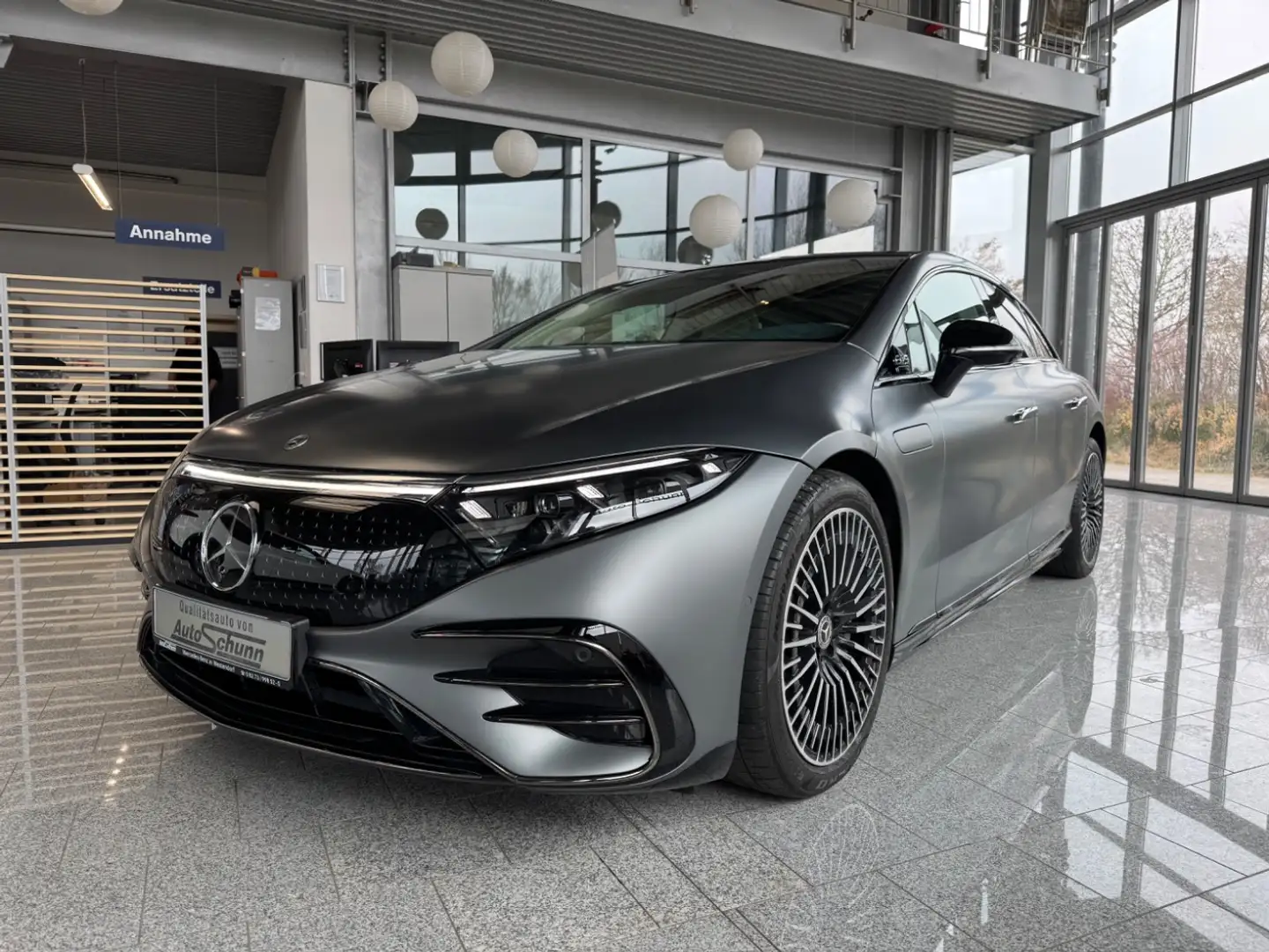 Mercedes-Benz EQS 580 4Matic Edition 1 AMG+Hyperscreen+360° Grau - 1