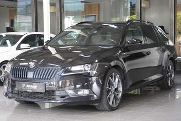 Combi 2.0 TSI SportLine Bi-Xenon Memory R.Cam