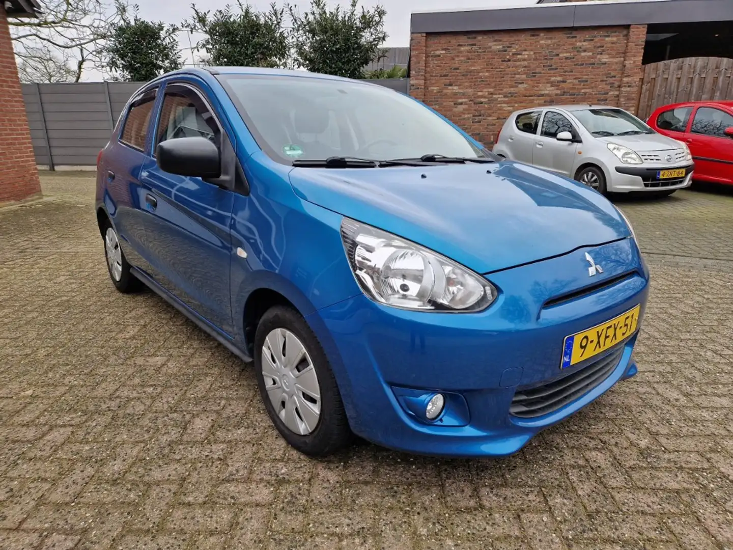 Mitsubishi Space Star 1.0 Inform Airco 5-drs NL-auto Albastru - 2