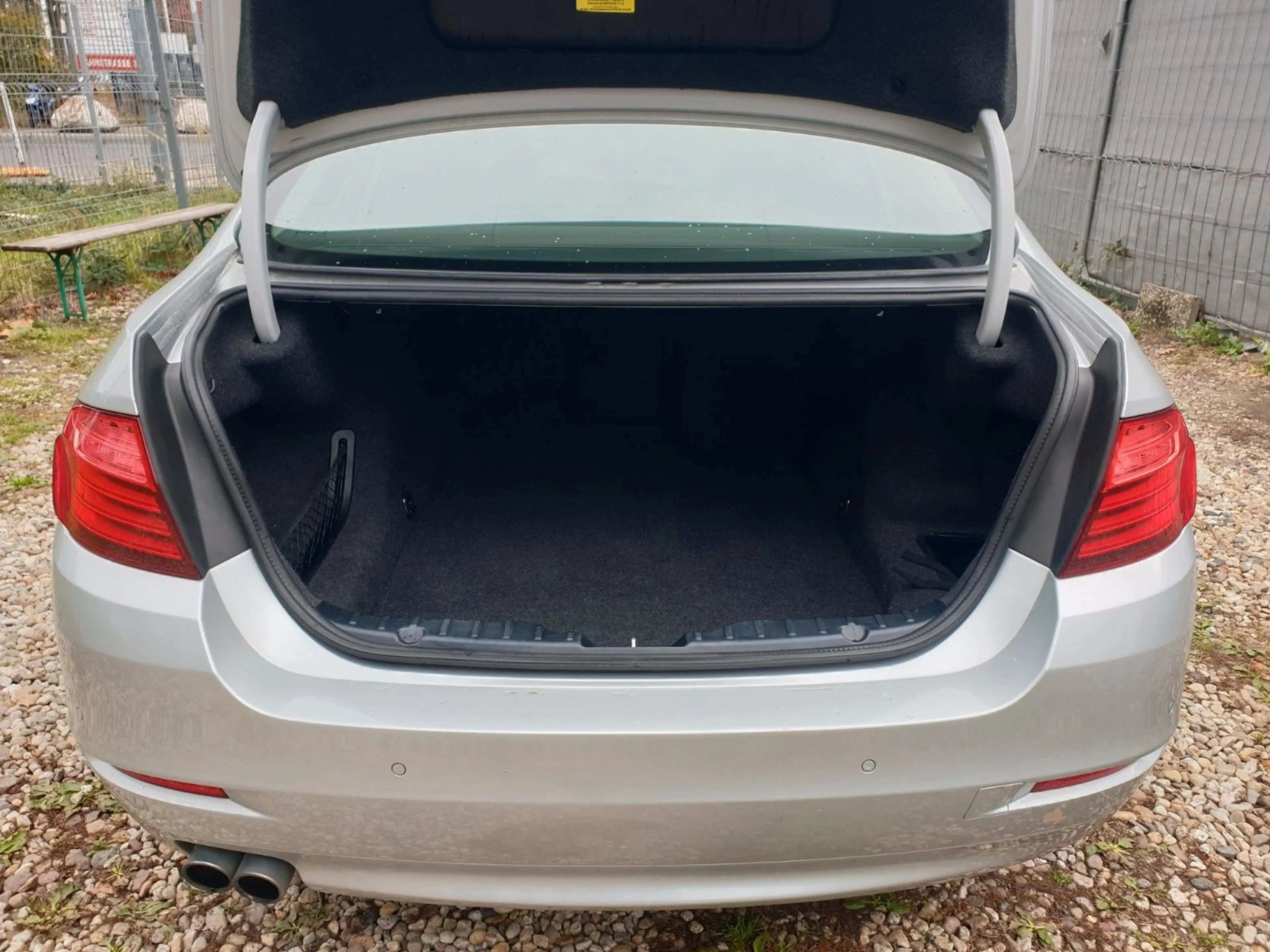 BMW 520 d Limousine Automatik TÜV-Neu 2-Hand — photo 9
