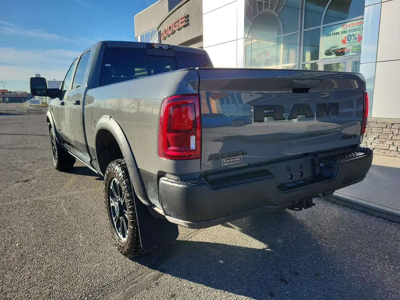 RAM 2500 снимка RAM 2500