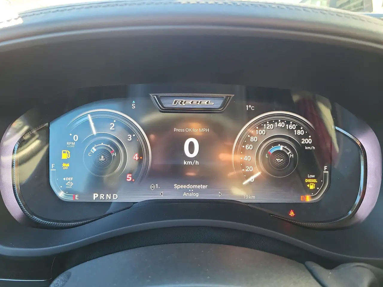 RAM 2500 снимка RAM 2500