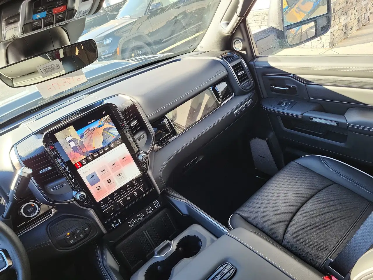 RAM 2500 снимка RAM 2500