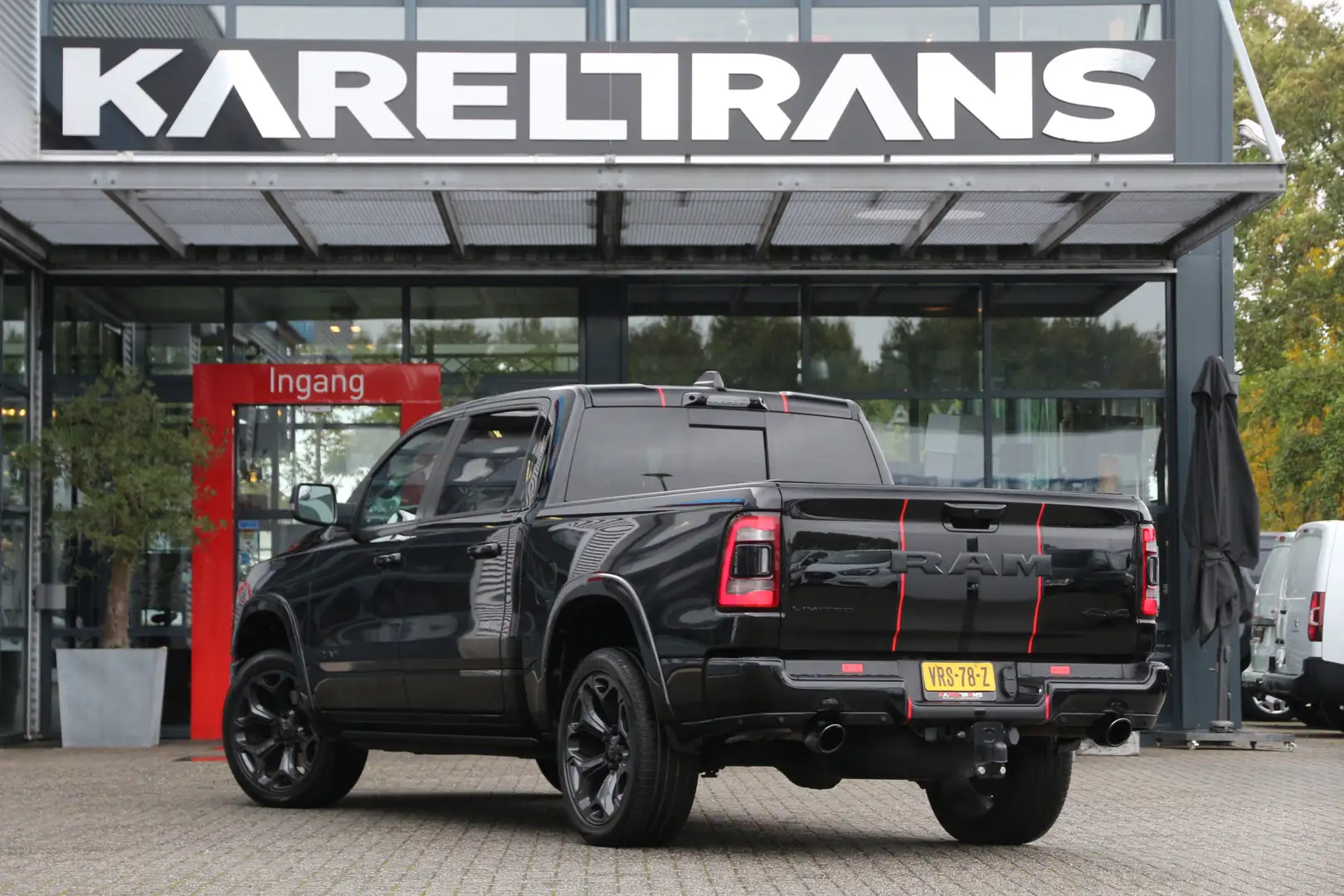 Dodge RAM 1500 5.7 HEMI V8 400PK | Limited | Luchtvering | H Noir - 2