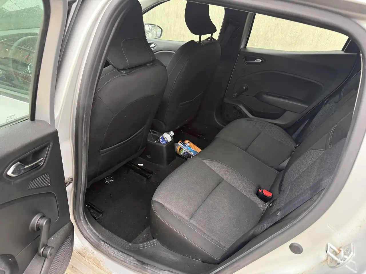 Renault Clio Citadine 5 portes — photo 10