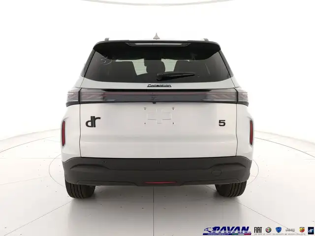 DR Automobiles DR5 view 4