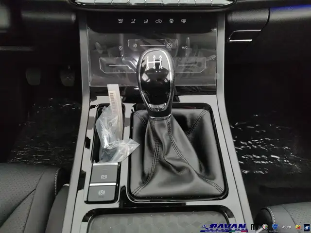 DR Automobiles DR5 view 15