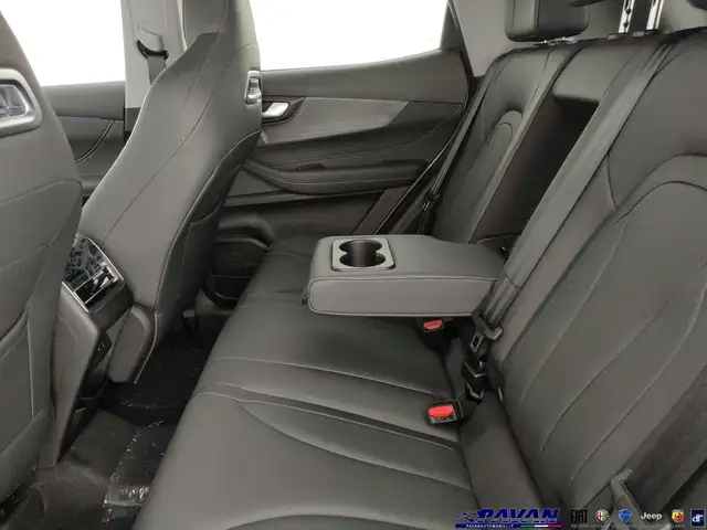 DR Automobiles DR5 view 10