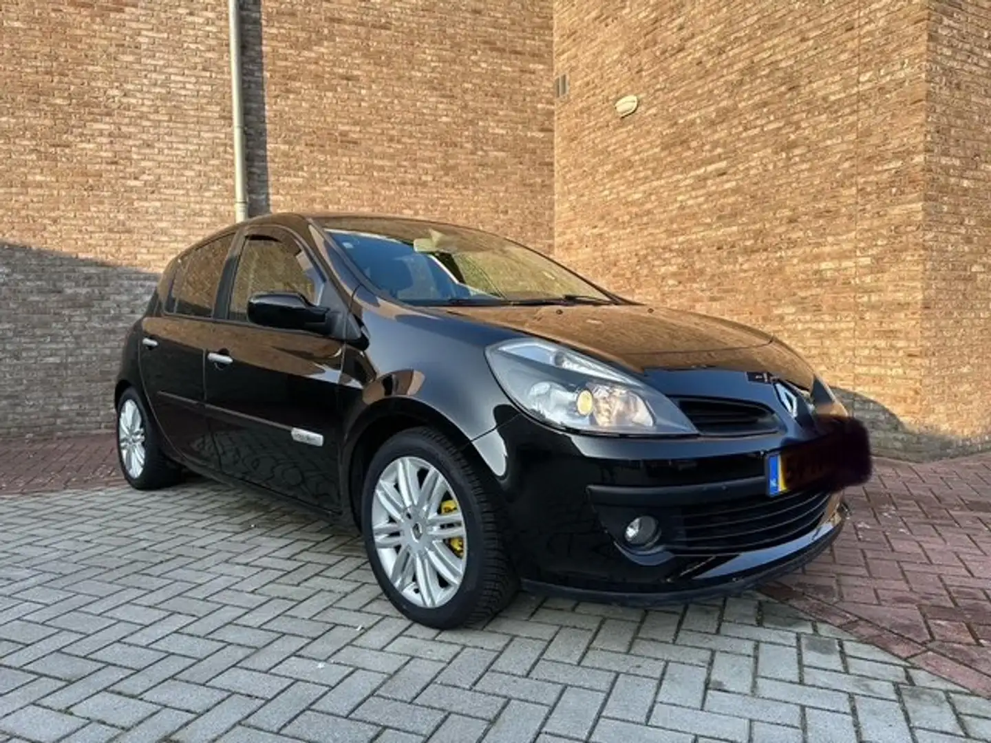 Renault Clio Clio 1.6-16V Initiale Schwarz - 1