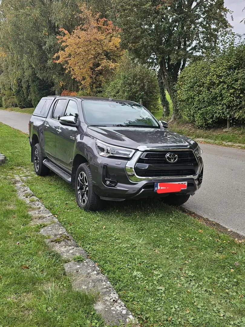 Toyota Hilux 2.8 D-4D 4WD Style - 1