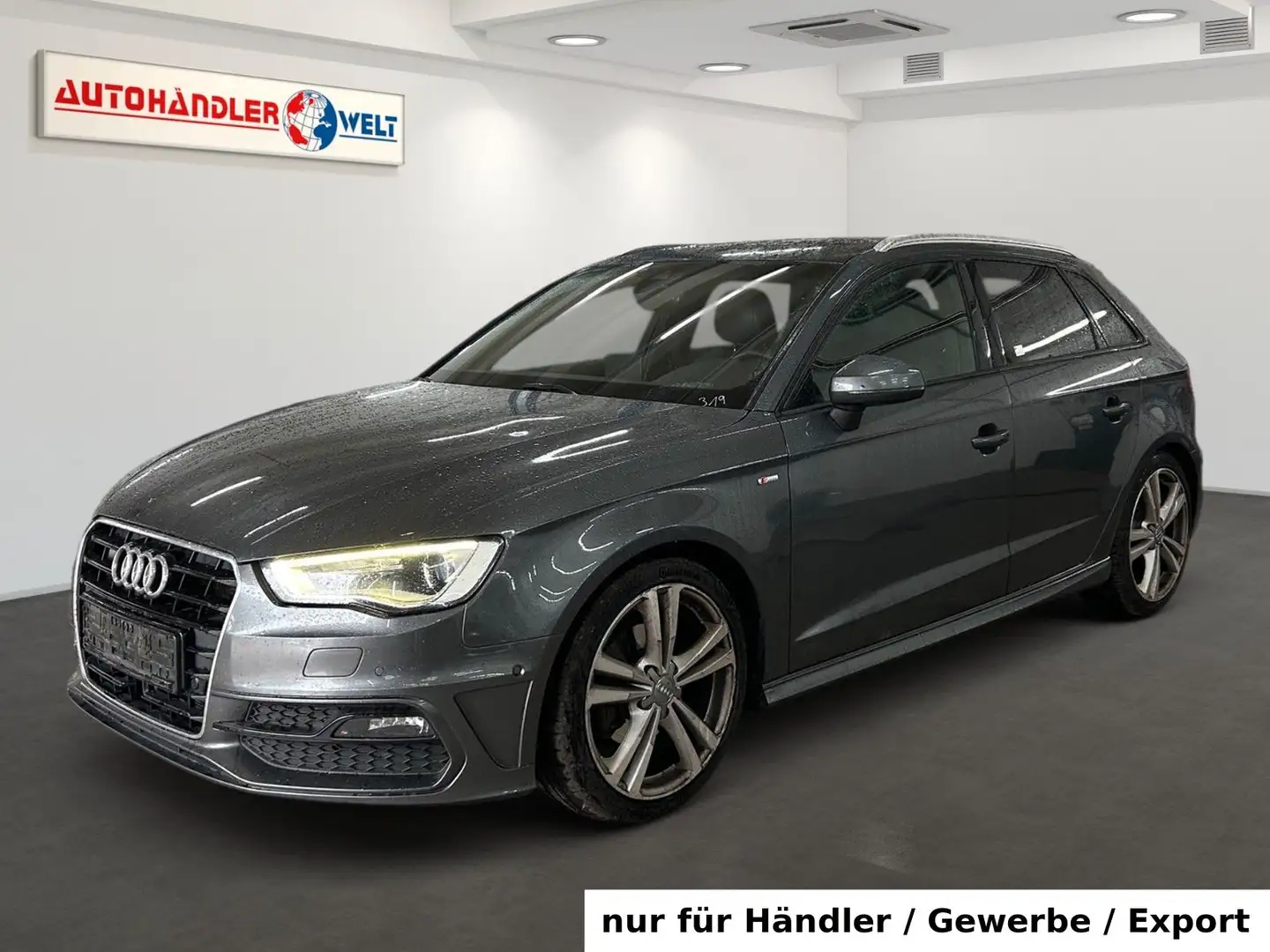 Audi A3 Sportback 2.0 TDI S-Line Auto. AAC Xenon PDC Grigio - 1