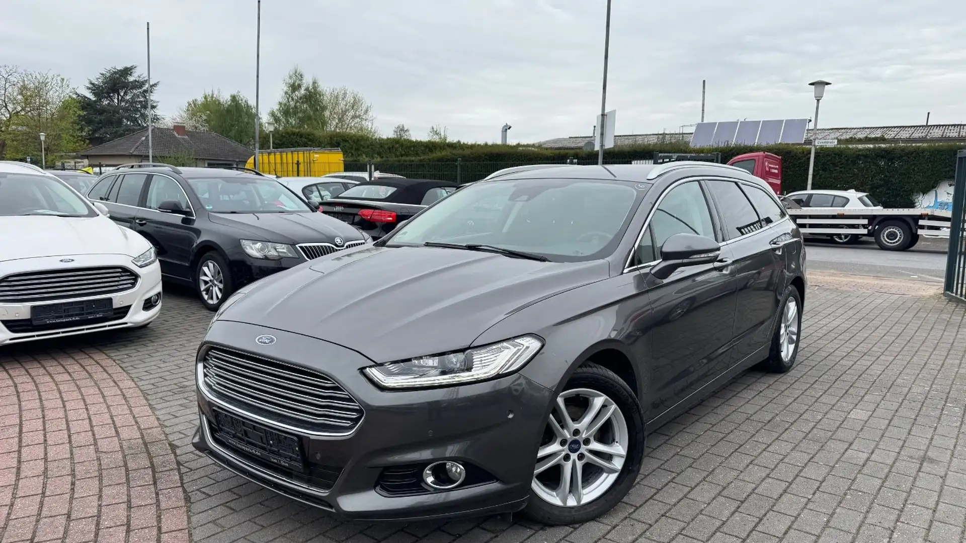 Ford Mondeo Turnier 2.0 |AUTOMATIK | R.KAMERA |2.HAND Grau - 2
