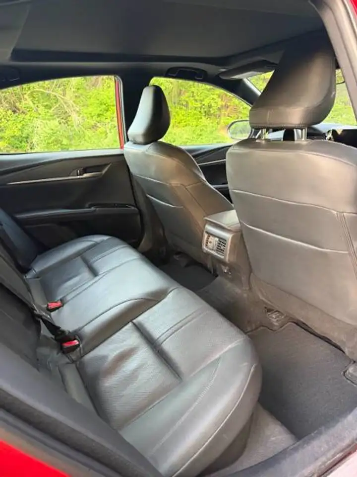 Toyota Camry снимка Toyota Camry
