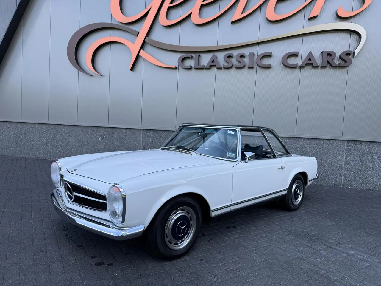 Mercedes-Benz SL 280 W113 Pagode, foto 3