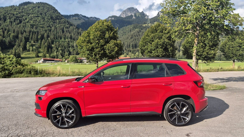 Skoda Karoq Sportline DSG AHK 1. Hand — photo 14