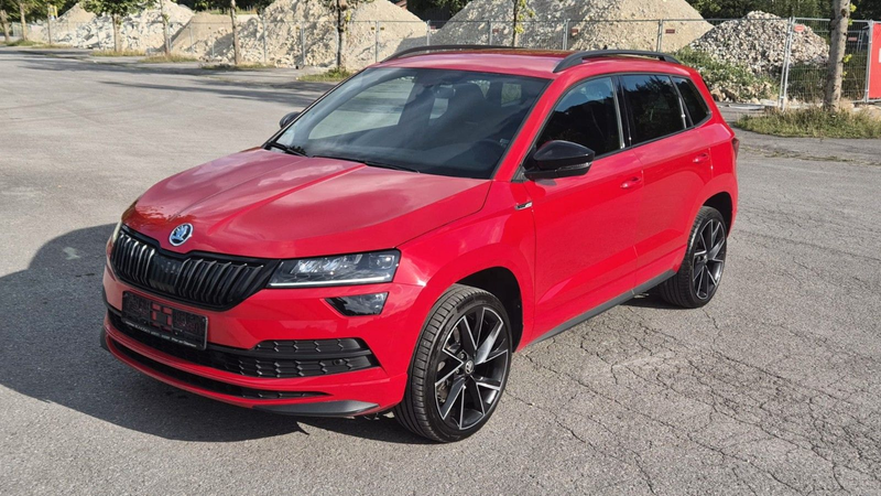Skoda Karoq Sportline DSG AHK 1. Hand — photo 9