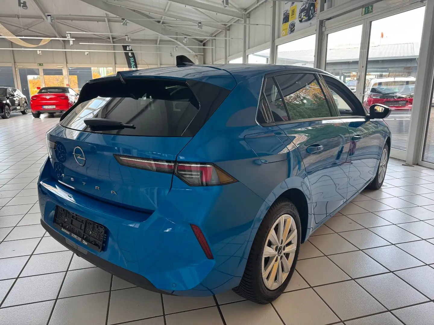 Opel Astra L Lim. 5-trg. Business Edition Navi+LED Blau - 2