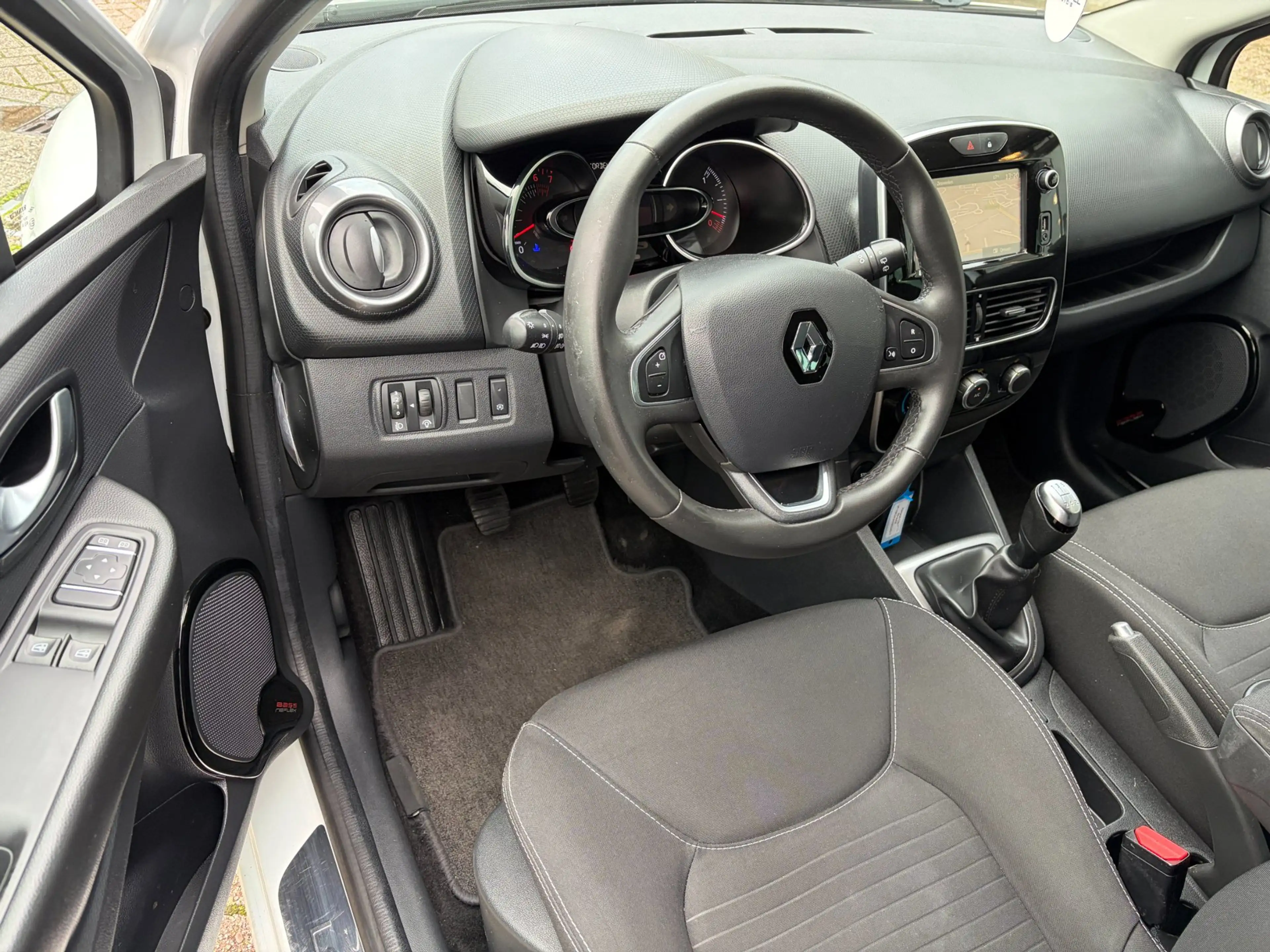 Renault Clio 0.9 TCe Limited 5Drs 1e Eig! Navi Airco Cruise Par — photo 14