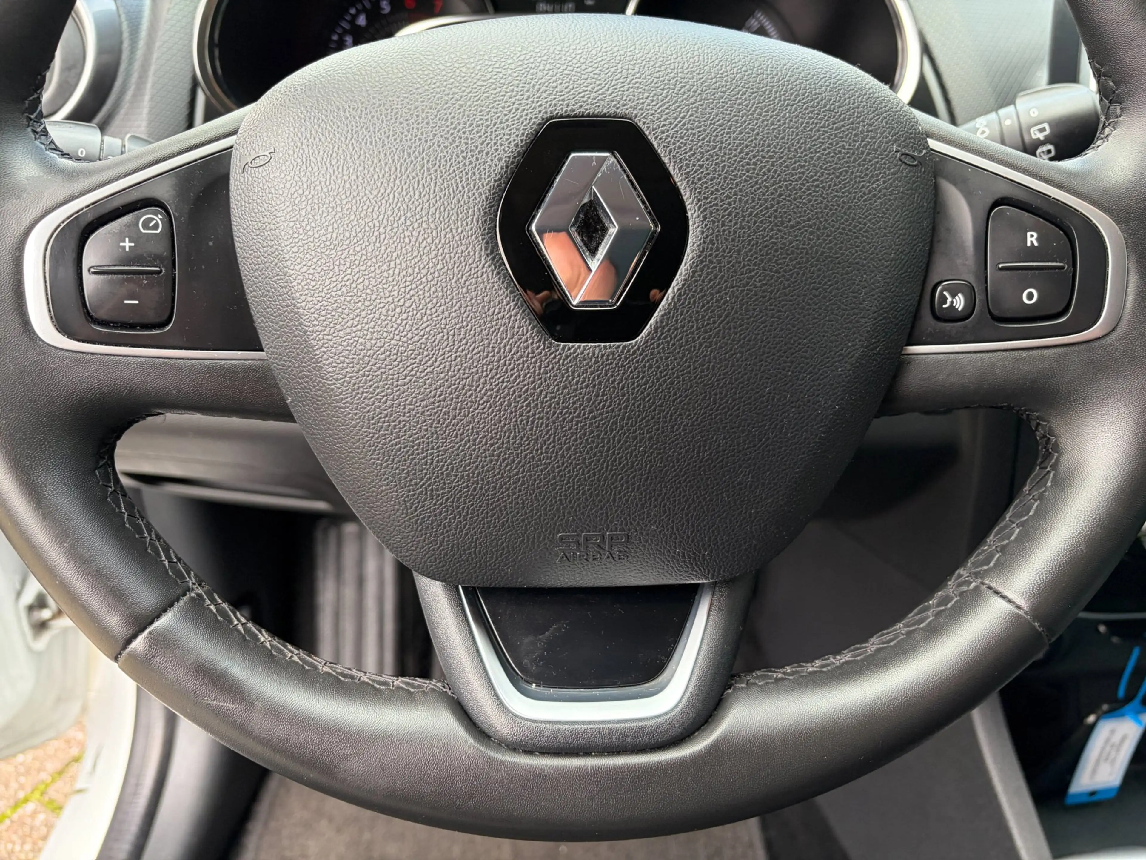 Renault Clio 0.9 TCe Limited 5Drs 1e Eig! Navi Airco Cruise Par — photo 17