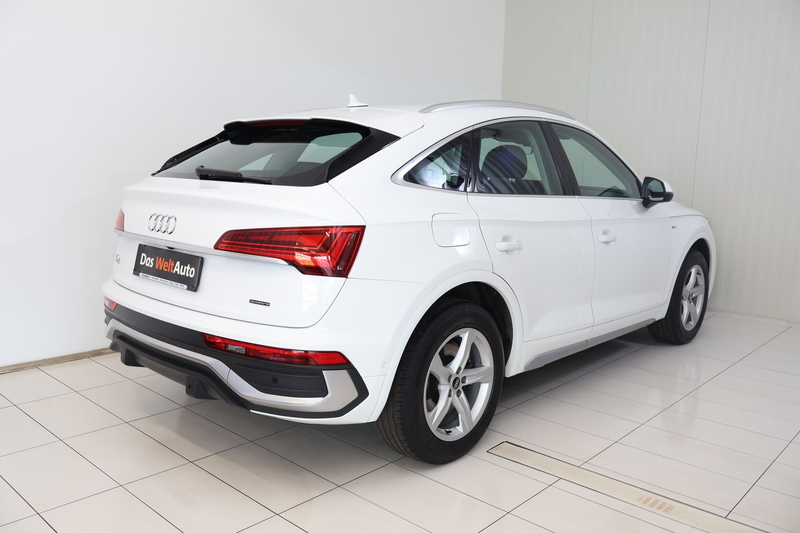 Audi Q5 40 TDI quattro S line — photo 4