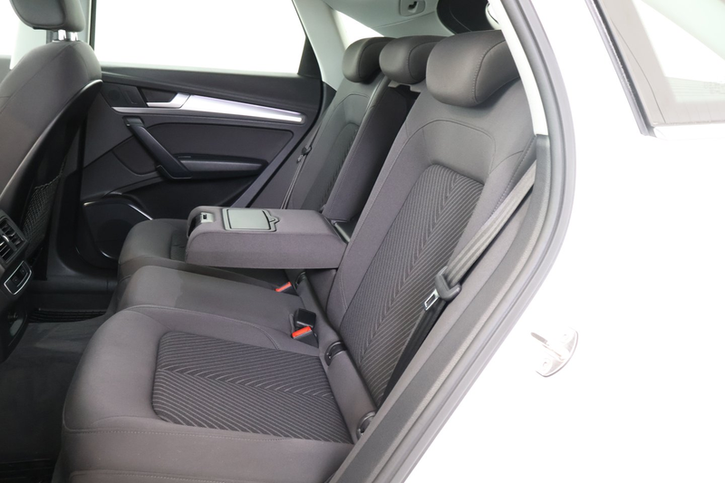 Audi Q5 40 TDI quattro S line — photo 13