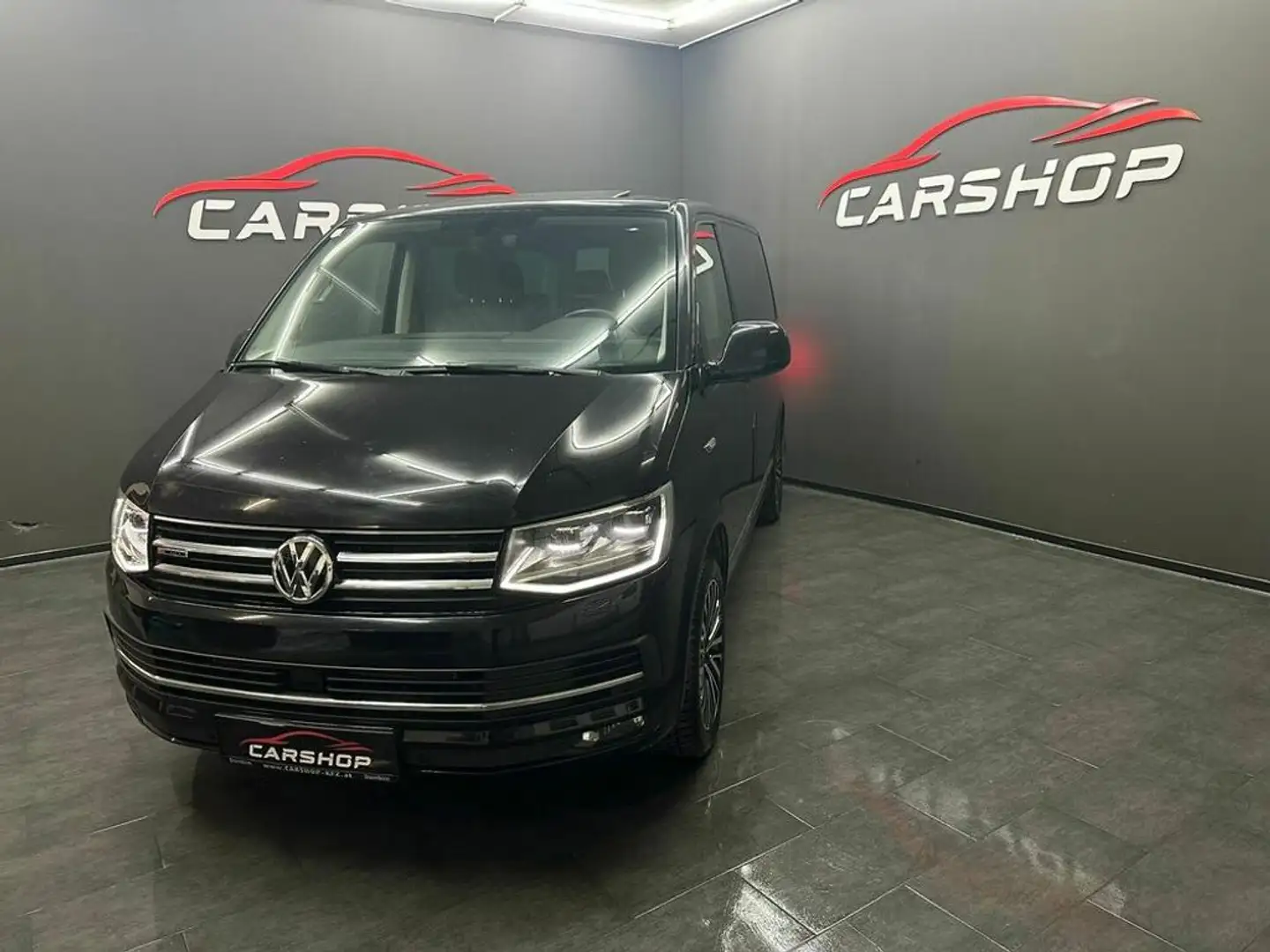 Volkswagen T6 Multivan Highline 4Motion Schiebedach Schwarz - 2