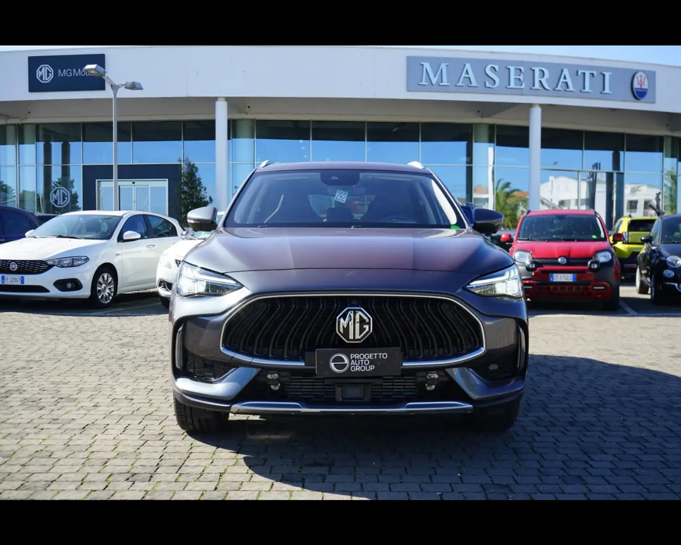 MG HS 1.5T-GDI Luxury Braun - 2