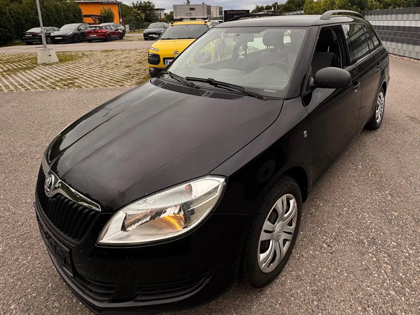 Skoda Fabia Fabia Combi 1,2 12V *0.6.6.0.2.7.5.19.9.6 Schwarz - 2