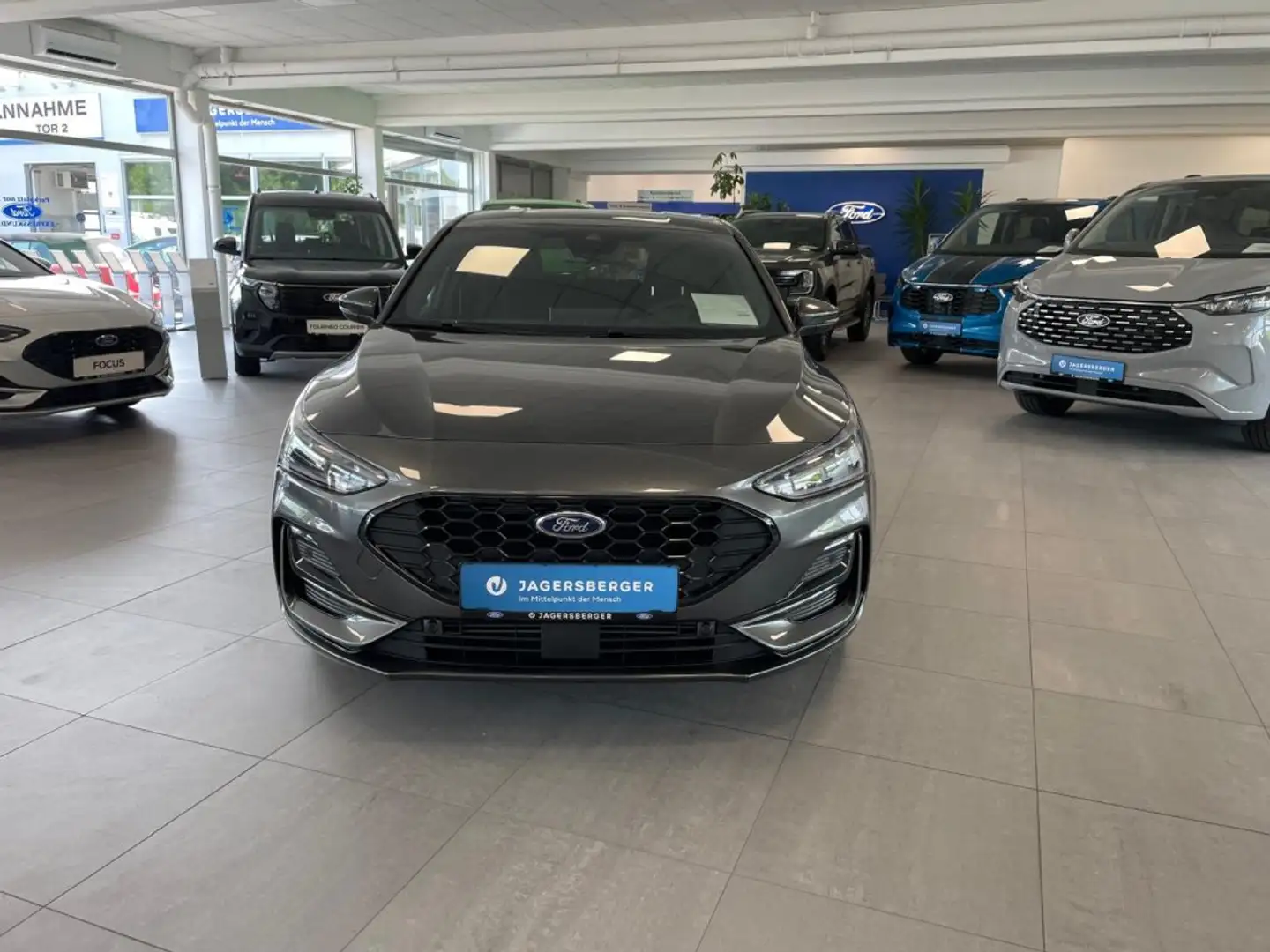 Ford Focus 1,0 EcoBoost Hybrid ST-Line Grau - 2