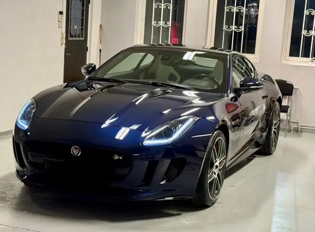 Jaguar F-Type Coupé V8 R 5.0 V8 550